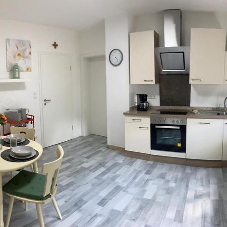 Erica Ferienwohnung Auf Dem Traumpfad Ettringen  Buitenkant foto